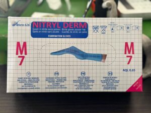 GUANTI NITRILE BLU MIS.M PZ.100 SENZA POLVERE